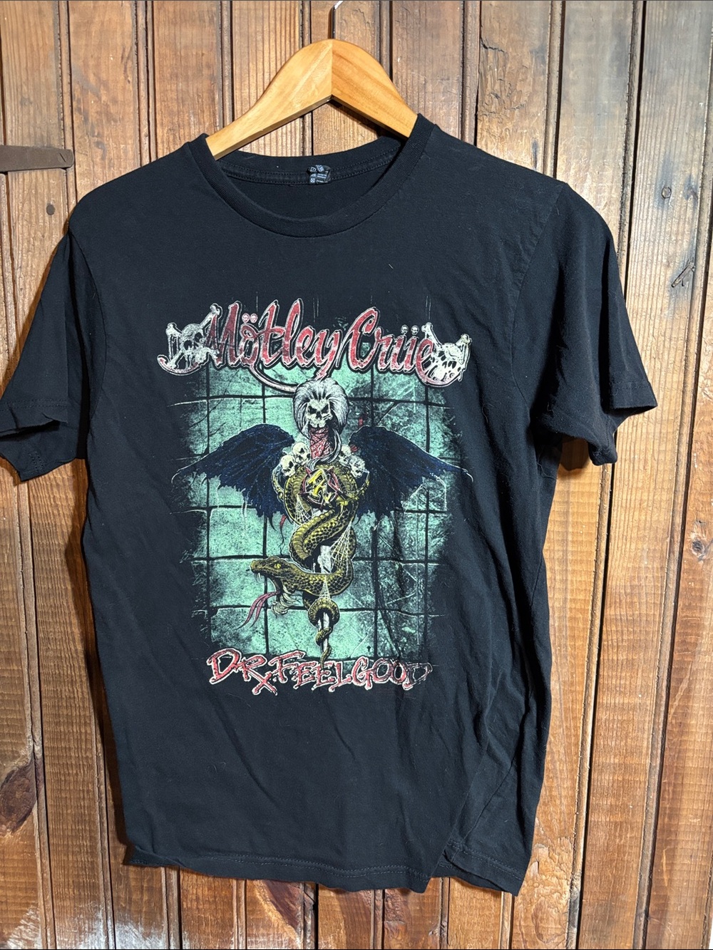 Mötley Crüe Black Graphic Band Tee - Dr. Feelgood